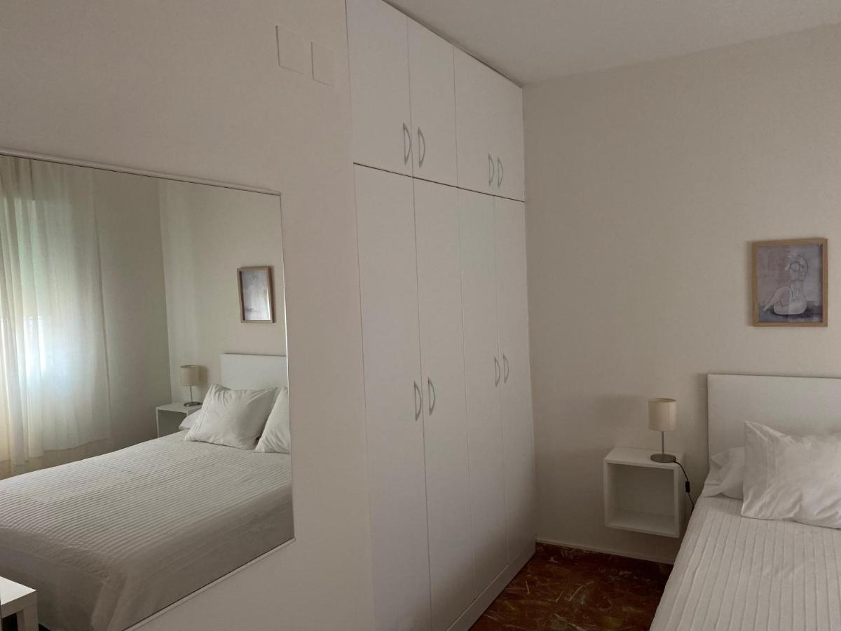 Apartamento Plaza Espana Эсиха Экстерьер фото